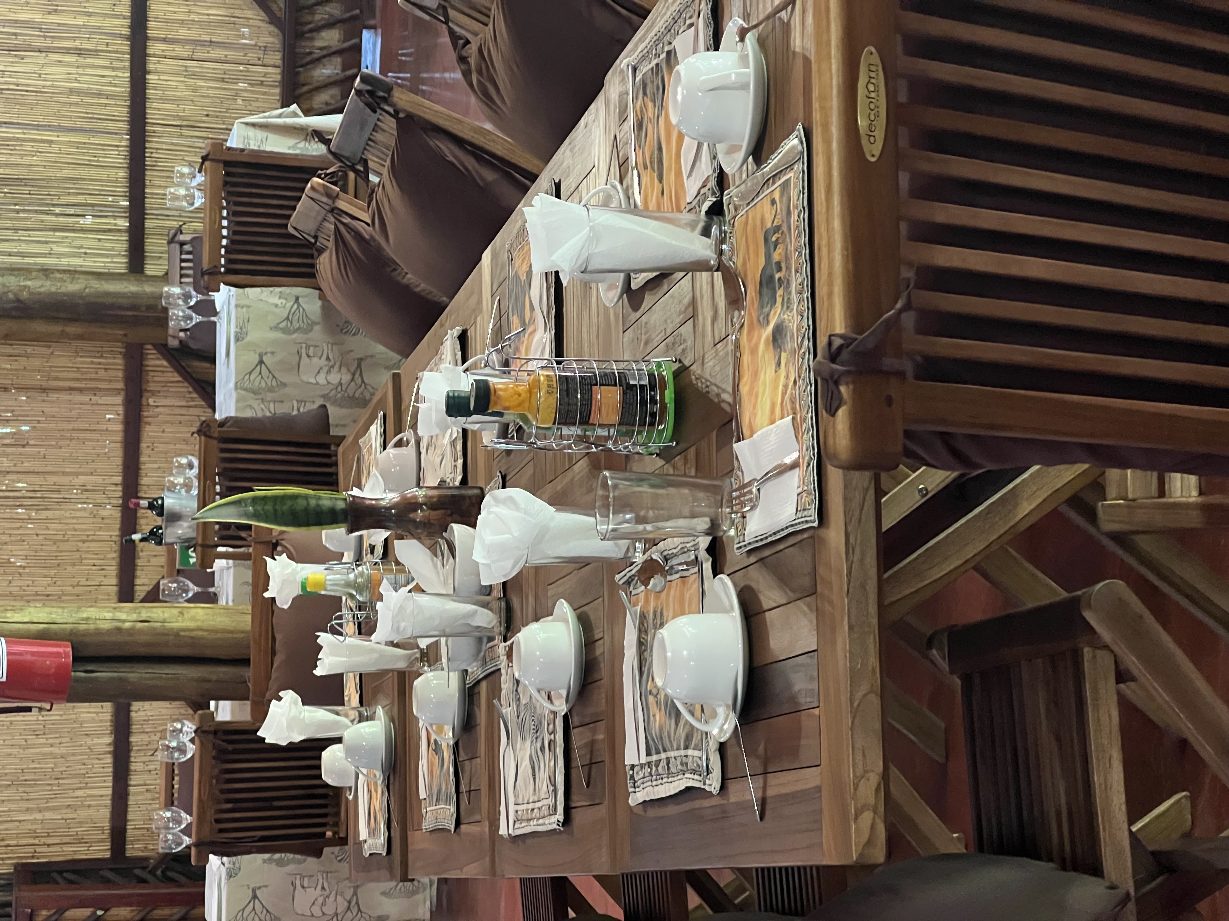 Kwalape restaurant dining area